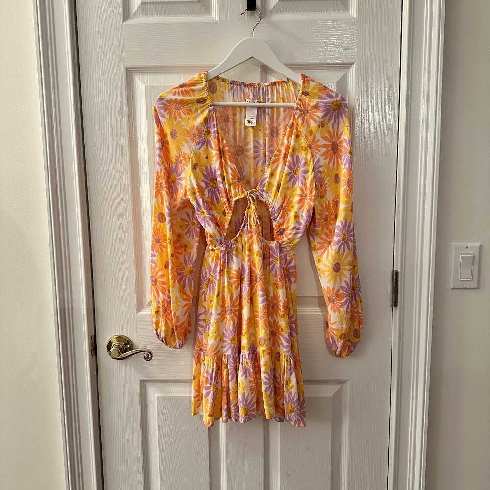 L*Space Feelin' Fine Oopsie Daisy Print Cutout Mini Dress with Ruffle Hem XS